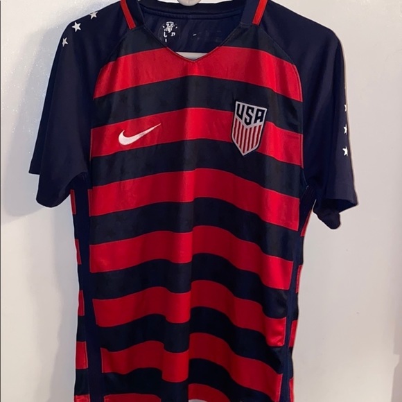 EUC 2017 USA Soccer Jersey - Picture 7 of 8